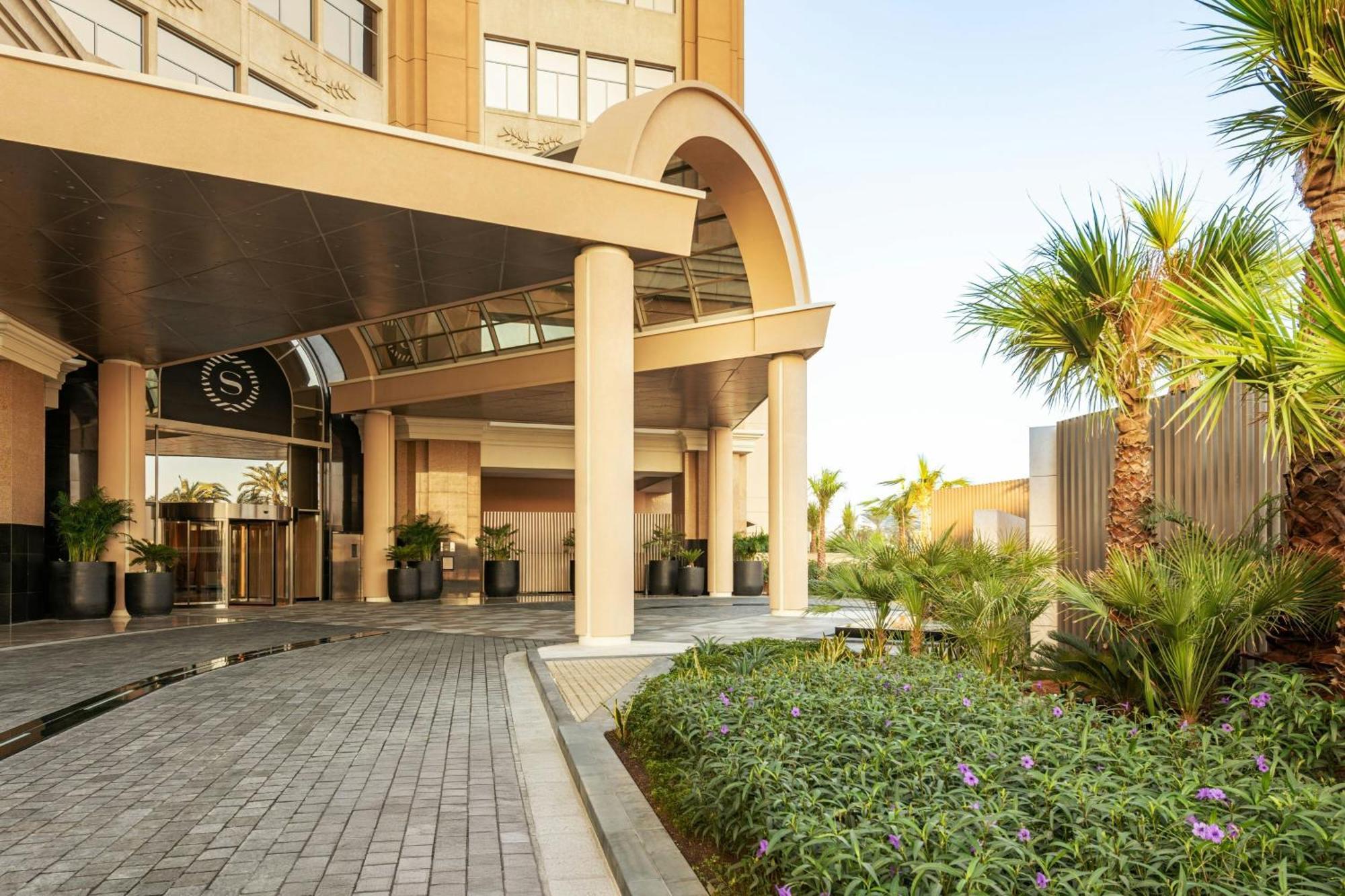 شيراتون مول الإمارات، 5*