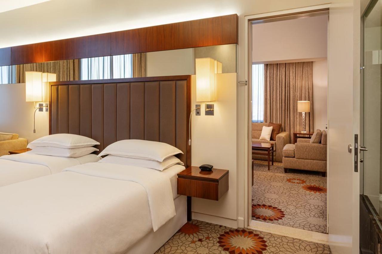 Sheraton Mall Of The Emirates Hotel, होटल