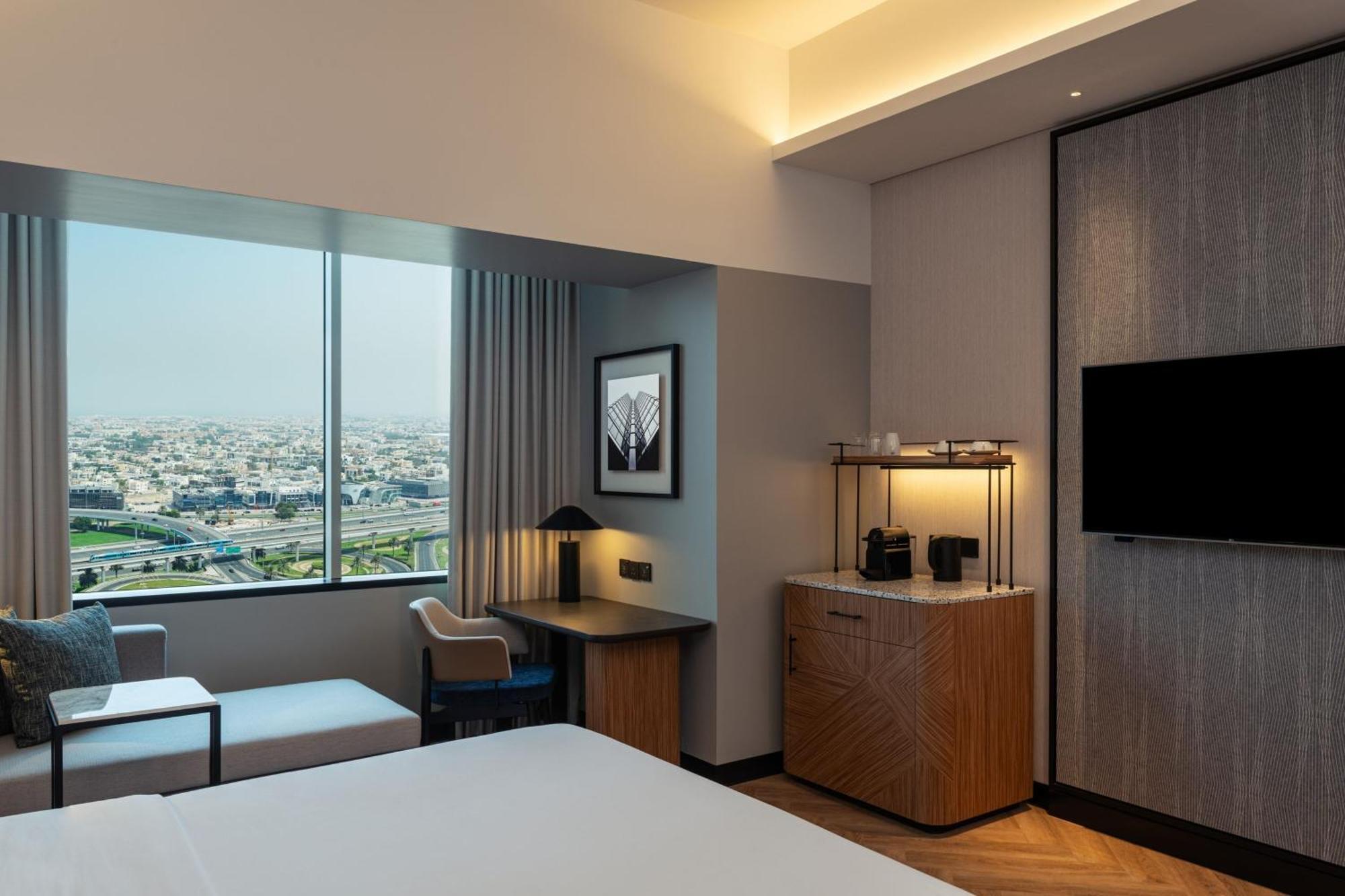 Sheraton Mall Of The Emirates Hotel, होटल 5*