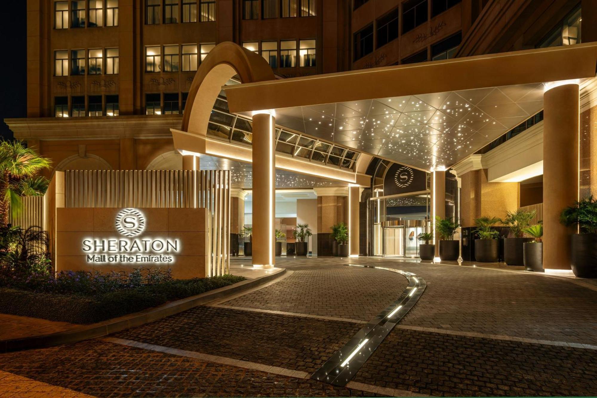 Sheraton Mall Of The Emirates Hotel, Отель 5*